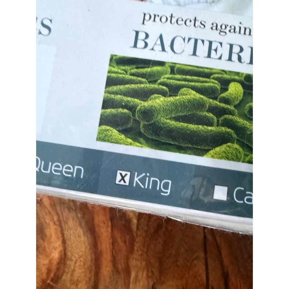 SafeRest Premium King Mattress Protector Waterproof Cotton Terry Breathable